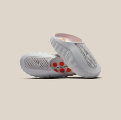 Nike Mind 001